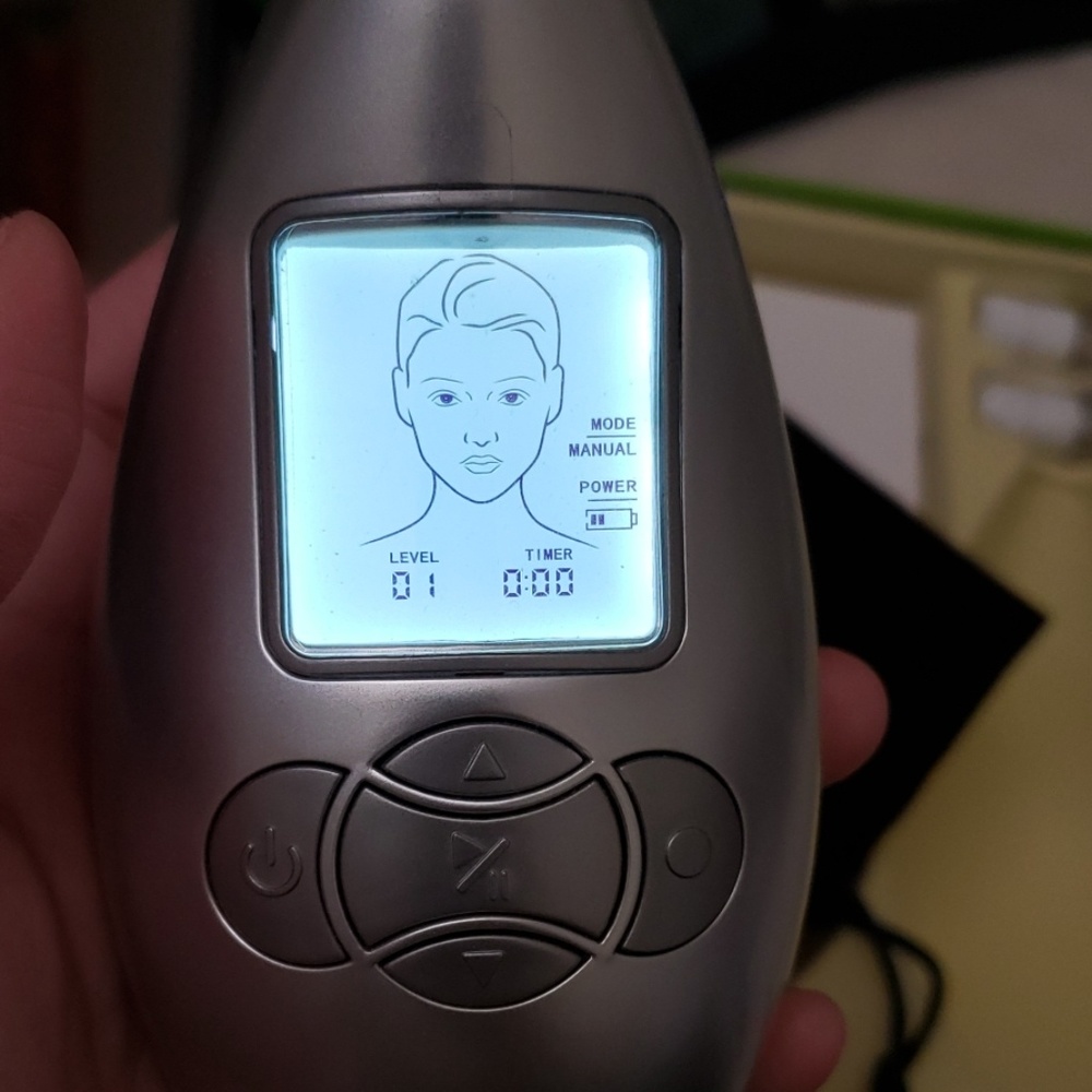 Microderm Glo Microdermabrasion Machine